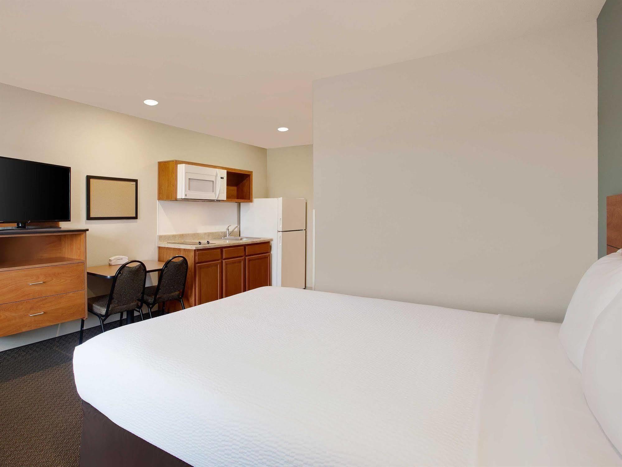 Woodspring Suites Frederick I-70 Esterno foto